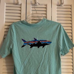 Patigonia T Shirt Fitz Roy Fish